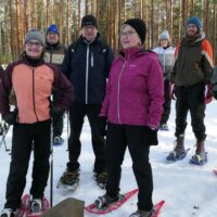 Pälkäneen ja Luopioisten yrittäjiä lumikenkäilemässä
