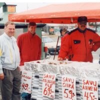 Myyjäiset Kaukajärvellä