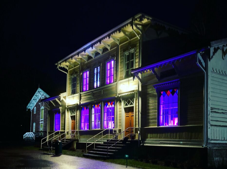 Nutajärvi Lux, Lasikylä