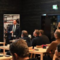 harri hellsten suomen yrittäjät yel