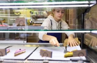 Kesätöitä on tarjolla ennätysmäärä.