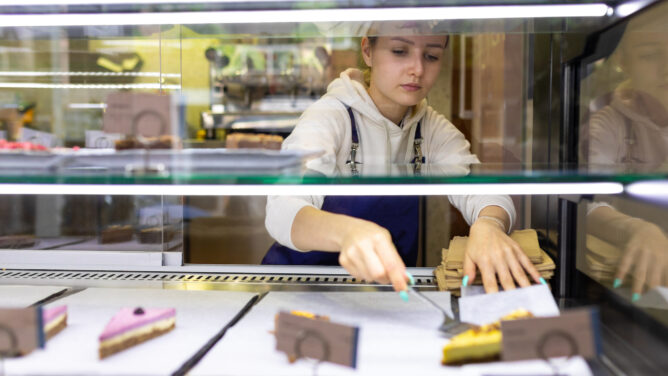 Kesätöitä on tarjolla ennätysmäärä.