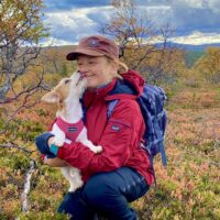 Merja Saarinoro vaihtoi finanssialalta koirahierojaksi