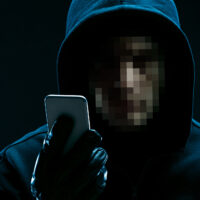 Huijarit väärentävät kotimaisia numeroita.