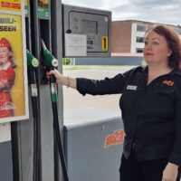 ST1-yrittäjä Mirka Vainiemi sai tarpeekseen polttoainevarkaista.