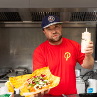 Burgerimiehet-sarjasta tutusta Ossi LAhtisesta tuli hodariyrittäjä