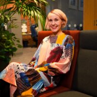 Ulla Tirronen, hankintaneuvoja