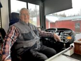 Yksinyrittäjä Matti Sallisen kesä kului kauppa-autin ratissa.