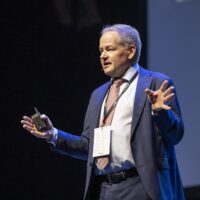 Vesa Puttonen Kunnallisjohdon seminaarissa Turussa