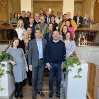 Loviislaisia yrittäjiä kaupunginjohtajan kanssa aamukahvilla