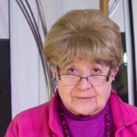 Yksinyrittäjä Vieno Puustjärvi manaa tyhjää kauppahallia