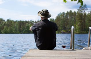 Yksinyrittäjät kokevat lomailun vaikeaksi.