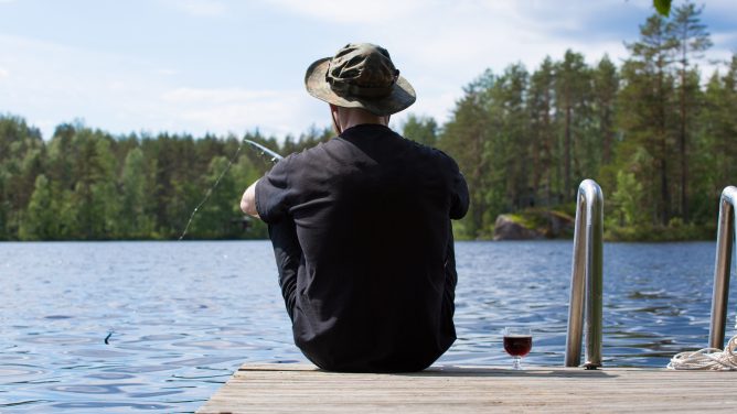 Yksinyrittäjät kokevat lomailun vaikeaksi.