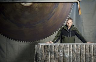 Vikmanin Kiven Esa Vikman jatkaa perheyrityksen kunniakasta taivalta