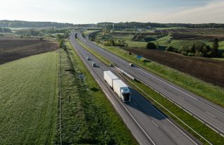 Kuljetusmäärät vähenevät logistiikka-alalla