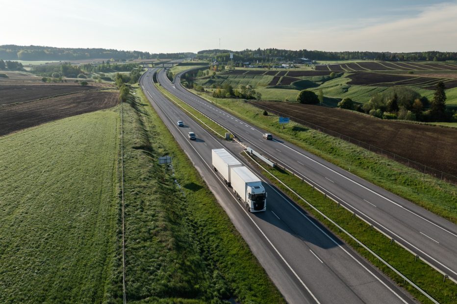 Kuljetusmäärät vähenevät logistiikka-alalla