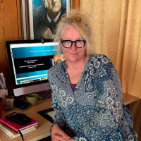 Yksinyrittäjä Heli Tiensuu kertoo, miten selvisi burnoutista