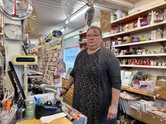 Paltamolainen yksinyrittäjä Päivi Leinonen kertoo kirjakauppayrittäjän arjesta