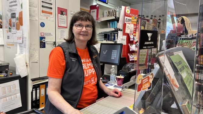 Perinteikkään Röksän kyläkaupan kauppiaat miettivät lopettamista