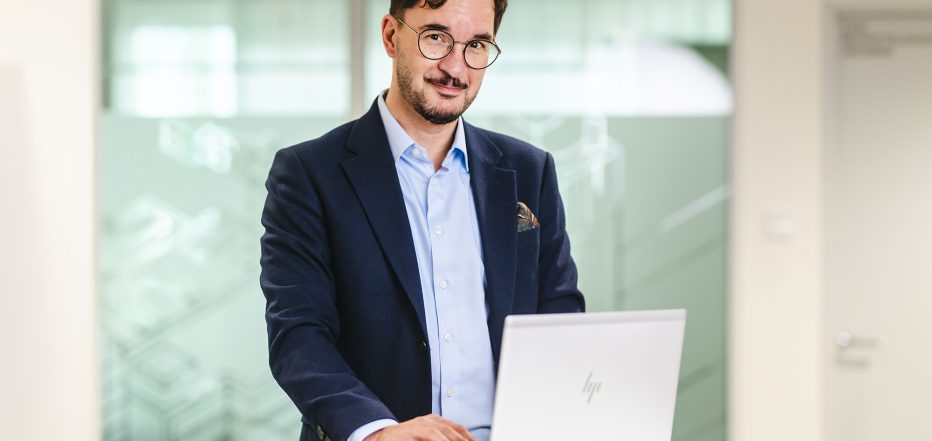 Suomen Yrittäjien asiantuntija Antti Turunen. Kuva: Johanna Erjonsalo.