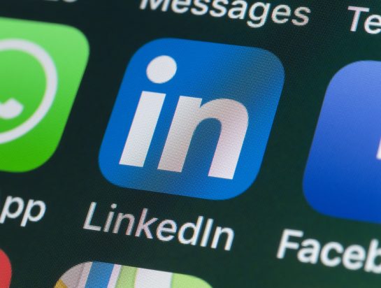 Yrittäjä massapostitti LinkedInissä ja onnistui