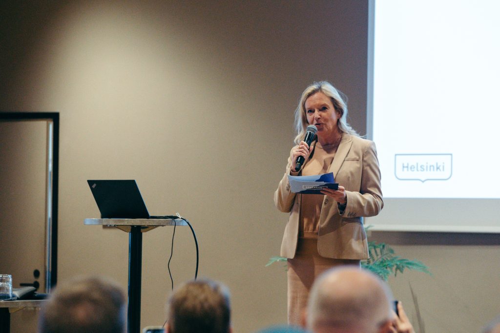 Sote-seminaari Helsingissä.