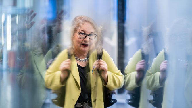 Yrittäjä Christina Forsgårsin kipuhelvetti jätti suuriä kysymyksiä hoidon tasosta