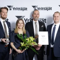 Helsingin Kukkatoimitus Oy.