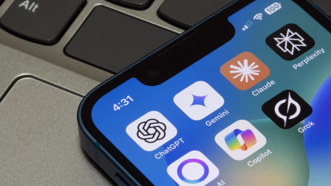 Näin laadit tekoälyllä tekstin niin, ettei se näytä tekoälyn laatimalta