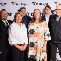 Keski-Helsingin Yrittäjien hallitus vuonna 2026.