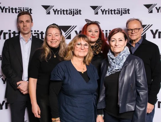 Lounais-Helsingin Yrittäjien hallitus vuonna 2026.