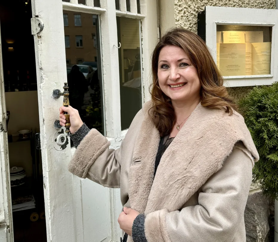 Ravintolayrittäjä kertoo ylipitkistä maksuajoista