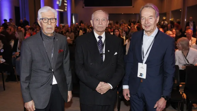 Yrittäjäjärjestön vaikuttajat muistelivat Yrittäjien alkuaikoja