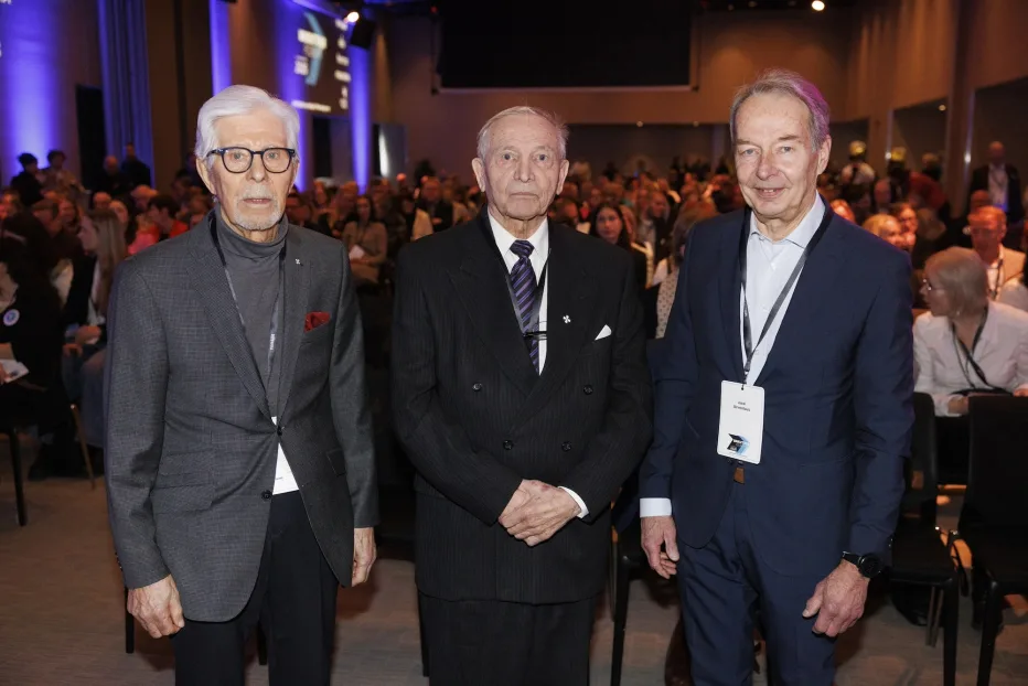 Yrittäjäjärjestön vaikuttajat muistelivat Yrittäjien alkuaikoja