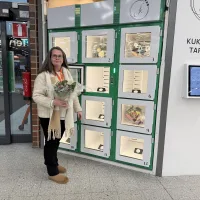 Yrittäjä Jenny Hentula ideoi Kukkamaatin