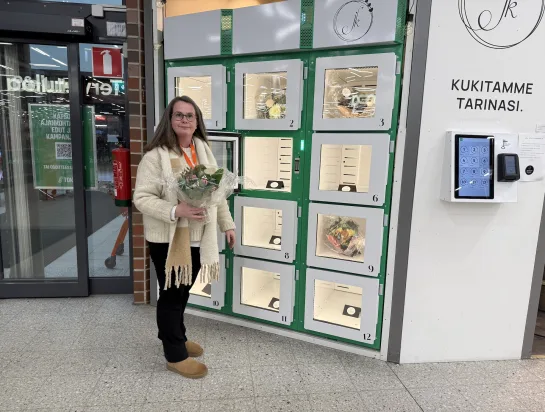 Yrittäjä Jenny Hentula ideoi Kukkamaatin