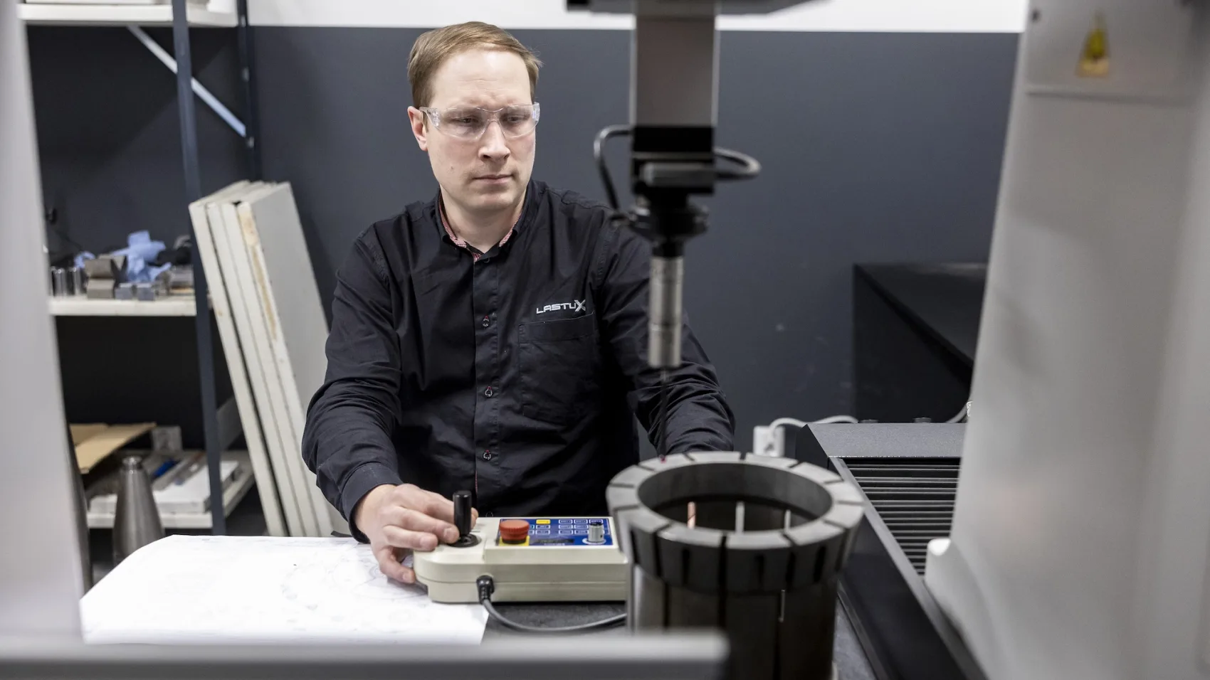 Metallialan yrittäjä moittii ammattikoulutuksen tasoa