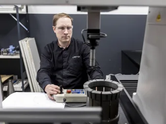 Metallialan yrittäjä moittii ammattikoulutuksen tasoa