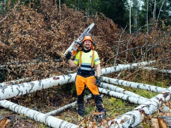 Sami Lipponen vaihtoi myyntihommat metsäalan yrittäjyyteen