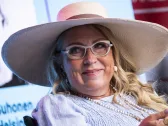 Pia Erlund avautuu kohun vaikutuksista