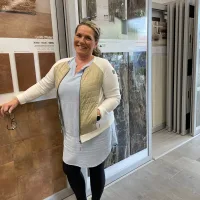 Elisa Tommola-Metsäranta löysi yrittäjyyden kaakelien parista