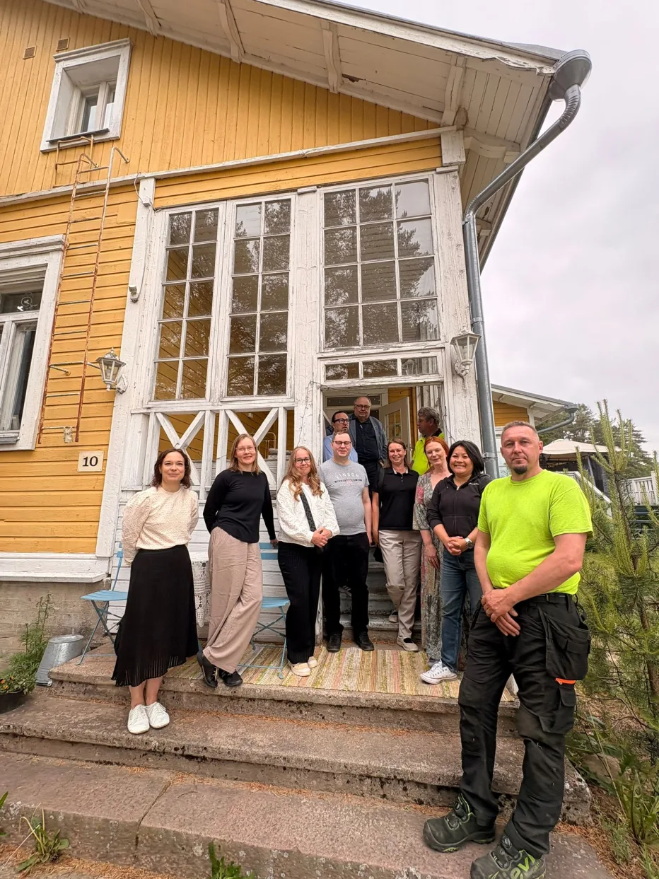 Nastolan Yrittäjät aamupalalla Willasukassa