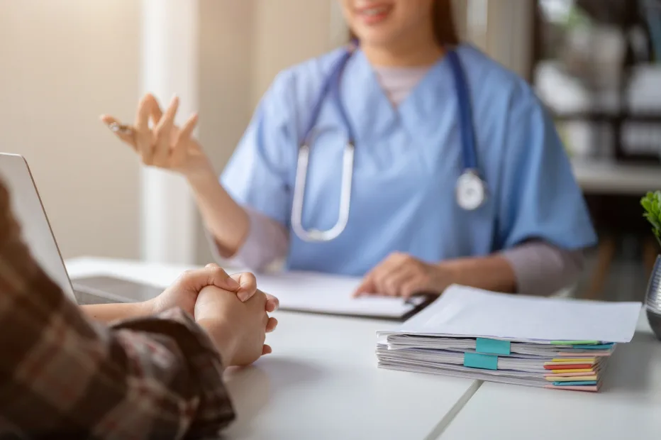 Yrittäjä kertoo ikävistä kokemuksistaan liittyen työterveyshuollon laskutukseen