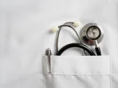 Yrittäjien asiantuntija perustelee Suomen Yrittäjien työterveyshuoltoehdotusta