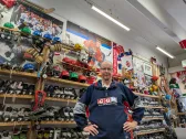 Yksainyrittäjä Pasi Huhti siirtyi valtion töistä sporttidivariyrittäjäksi