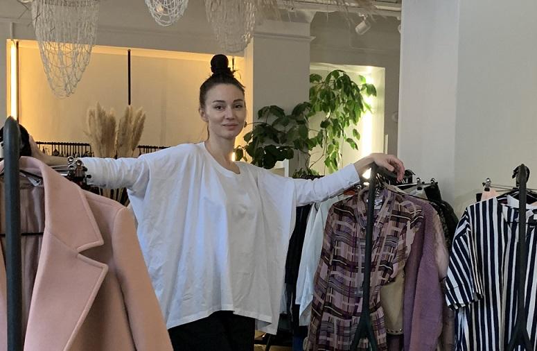 Liikkeeseen tulee myös suomalaisia laadukkaita ja vastuullisia pop-up-kauppoja tuotteineen, Noora Hautakangas Relovesta kertoo.