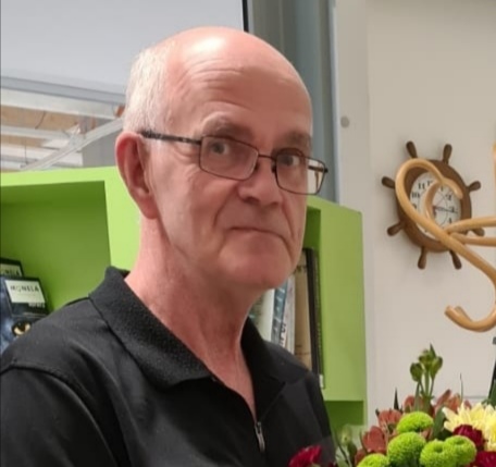 Pyhäjoen Yrittäjät onnittelevat pitkä aikaista yrittäjää Päiviö Nikkiä syntymäpäivän johdosta