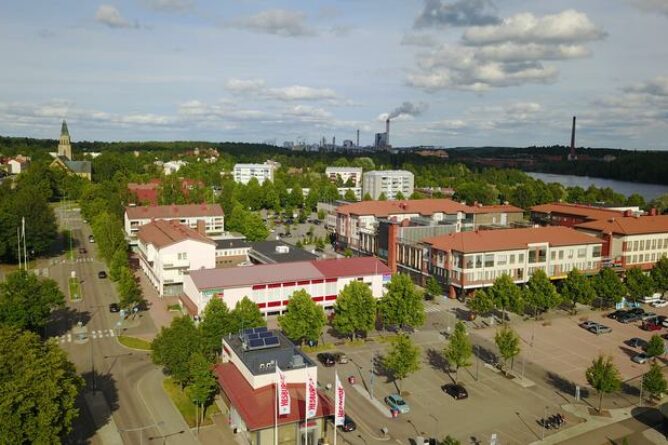 Keitä me olemme?