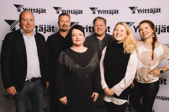 Pohjois-Helsingin Yrittäjien hallitus.