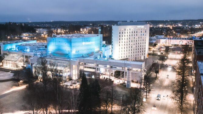 Tampere-talo ja Marriot